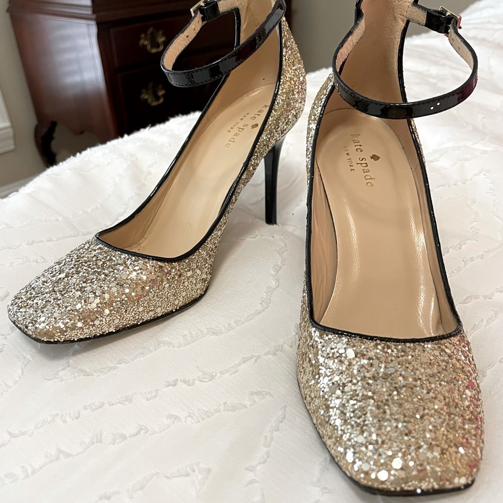 Size 7 Kate Spade Gold Sequin Heels